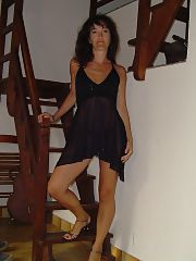 Photo 16, Swinging Dark Haired