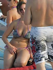 Photo 2, Stunning Amaeur