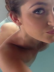 Photo 16, Amateur Gals Taking