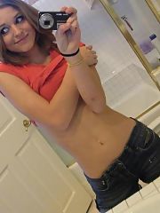 Photo 9, Amateur Porn - Cheerful