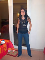 Very hot dark haired