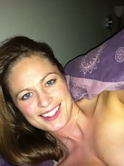 Photo 2, Pretty Blond Middle-aged