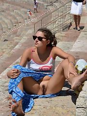 Photo 2, Chic Women And Horny