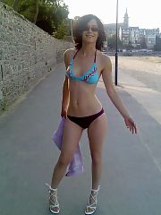 Photo 2, Enjoying Brunette