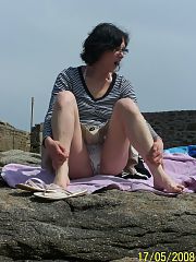 Photo 19, Enjoying Brunette