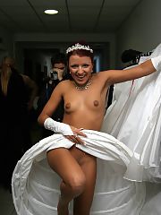 Photo 11, Brides Dressing