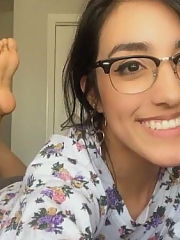 Photo 14, Latina Foot Goddess