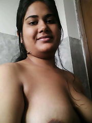 Photo 171, Indian Desi Busty