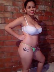 Photo 35, Julia Amateur Latina