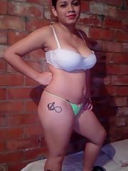 Photo 36, Julia Amateur Latina