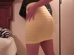 3 min - Butt skirt twerking boss
