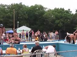 16 min - Show party