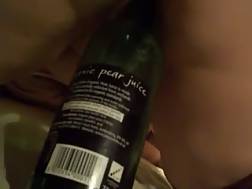 5 min - White housewife jerking glass
