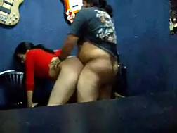 16 min - Hispanic wife bubble butt