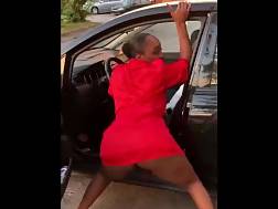 3 min - Ebony outside