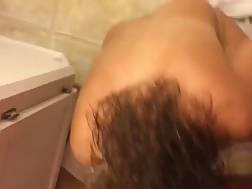 4 min - Playing thick wife shower