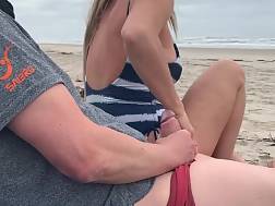 8 min - Public beach