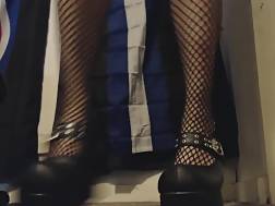 13 min - Goth fingers rubs unshaved