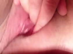 4 min - Huge fat twat fingered