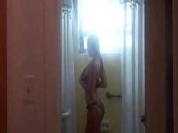 8 min - Stripping shower