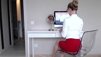 amazing amateur secretary sucking