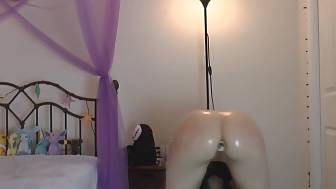 oiled girl destroys butt