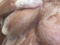 2 min - Shower tits