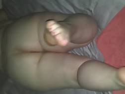 3 min - Bbw wifey footjob sperm
