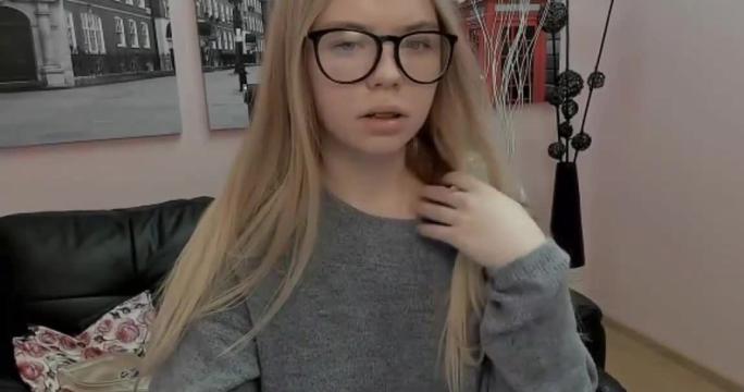 Nerdy Teen Pussy