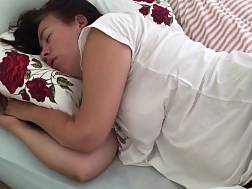 6 min - Pregnant mature mamma spreading