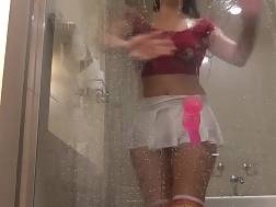 5 min - Clothes shower