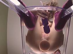 6 min - Skinny teen riding fucktoy