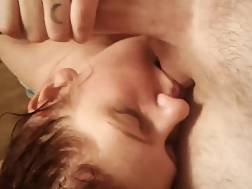 5 min - Wife blow cock pov