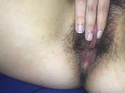 3 min - Close unshaved fingers herself