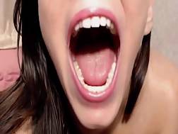 6 min - Solo brunette strips fingers