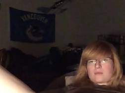 2 min - Nerdy teen masturbation selfie