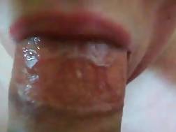 2 min - Closeup throat