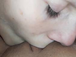 6 min - Closeup sapphic pussy lick