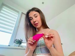 12 min - Wanking dripping vagina toy