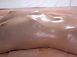 10 min - Oiled massage shaking squirt