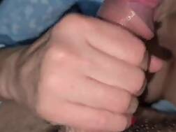 7 min - Car bj jizz mouth