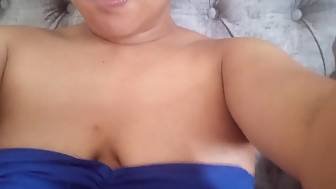 stepdaughter squirting fingers vagina